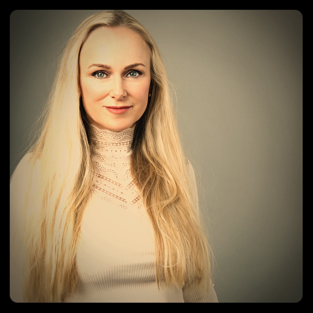 Meet your Posher, Lara